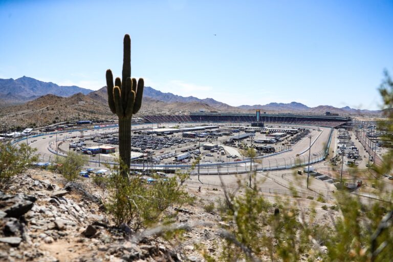 Kaden Honeycutt wins at Phoenix, extends Truck points lead