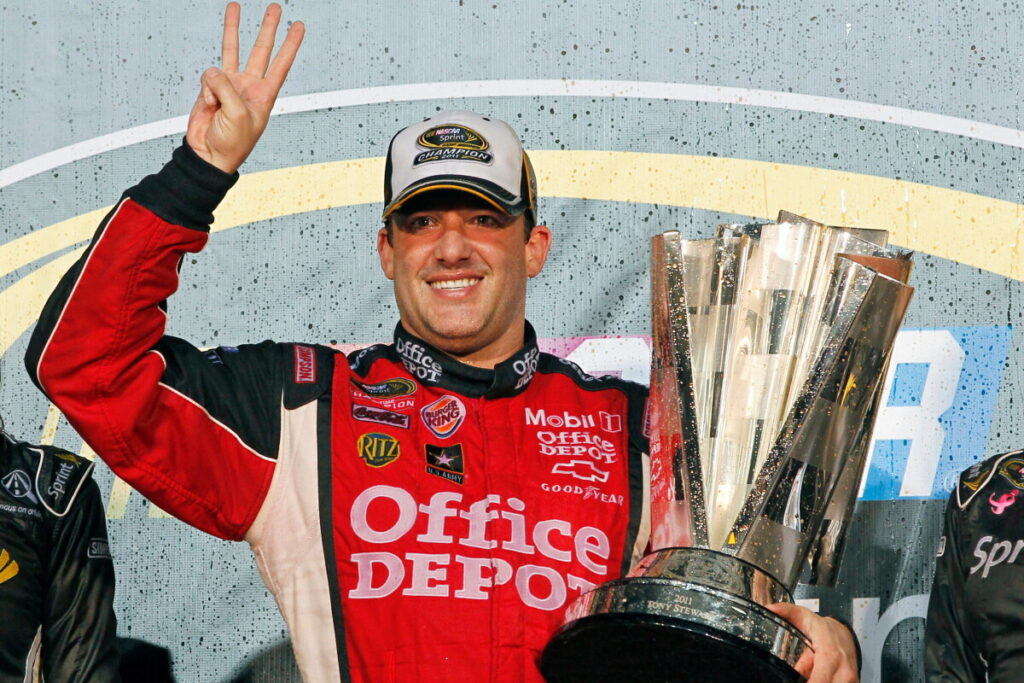 Tony Stewart wrecks out at Talladega after rising to 18th