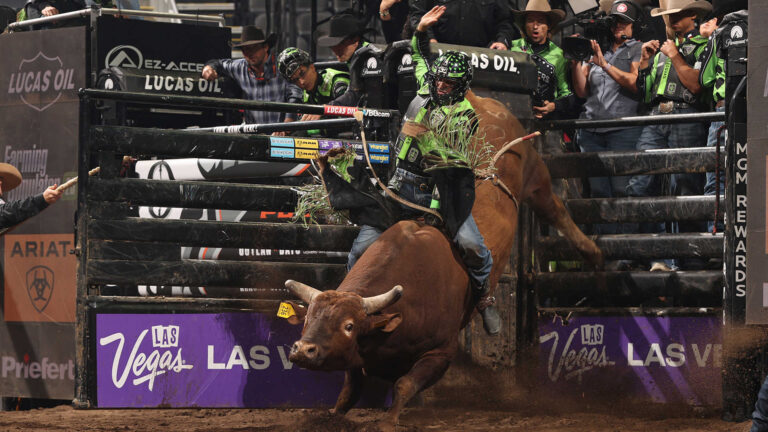 Jose Vitor Leme ties PBR record in Gamblers win over Cowboys