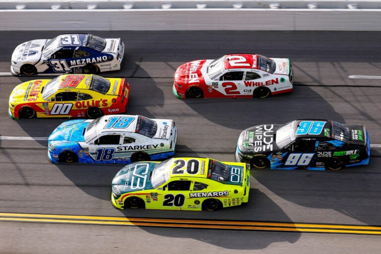 Jesse Love edges Jake Finch for Progress Group 250 pole