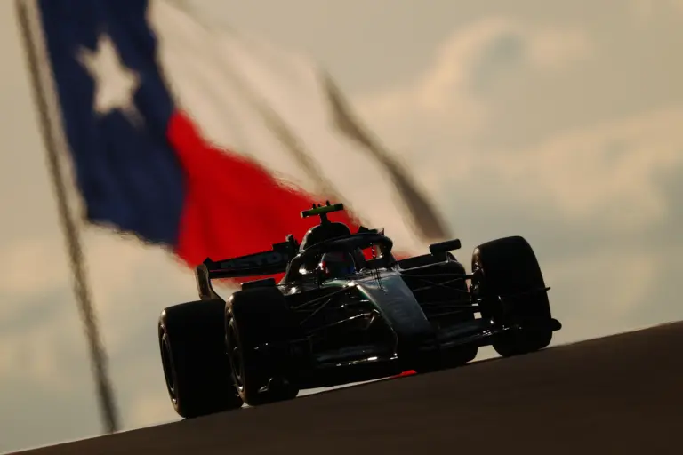 Kimi Antonelli wins United States Grand Prix pole, Mercedes first since Belgium