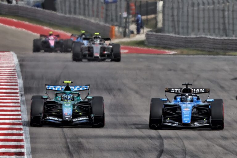 Fernando Alonso blames Alex Albon for first-lap United States Grand Prix crash