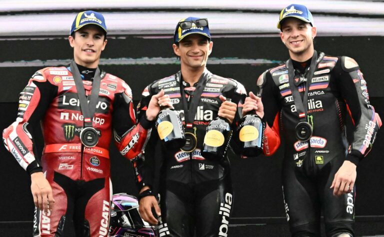 Melandri says Aprilia have been more consistent than Ducati this season