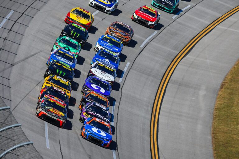 NASCAR gives teams Talladega minimum-speed warning, no black flags