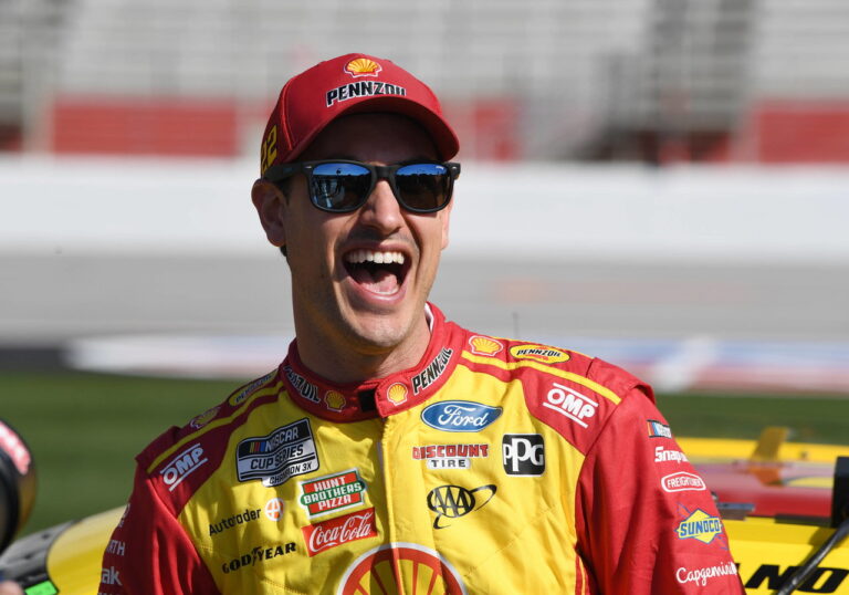 Darrell Waltrip gifts Joey Logano historic stock car ahead of Martinsville